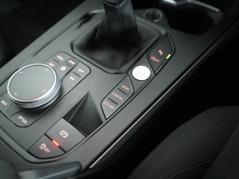 2022 (72) BMW 1 SERIES 118i [136] SE 5dr [Live Cockpit Professional] 5044110