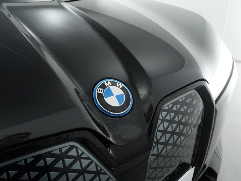 2023 (73) BMW iX 240kW xDrive40 M Sport 76.6kWh 5dr Auto 5047616