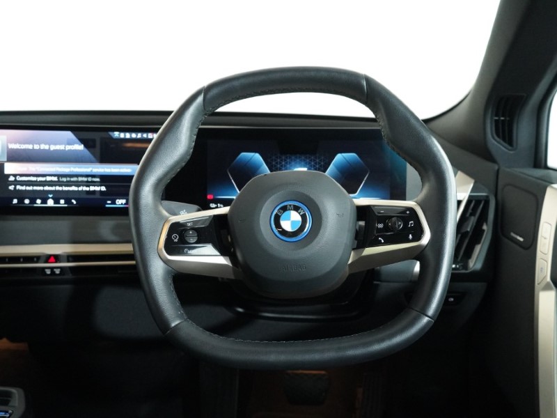 2023 (73) BMW iX 240kW xDrive40 M Sport 76.6kWh 5dr Auto 5047623