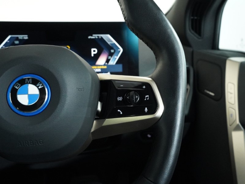 2023 (73) BMW iX 240kW xDrive40 M Sport 76.6kWh 5dr Auto 5047627