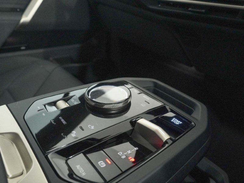 2023 (73) BMW iX 240kW xDrive40 M Sport 76.6kWh 5dr Auto 5093365