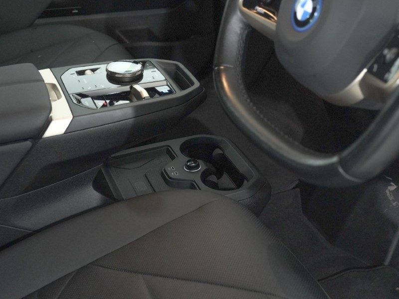 2023 (73) BMW iX 240kW xDrive40 M Sport 76.6kWh 5dr Auto 5093359