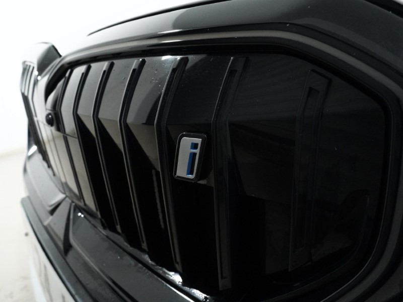 2024 (24) BMW I5 250kW eDrive40 M Sport Pro 84kWh 4dr Auto 5050331