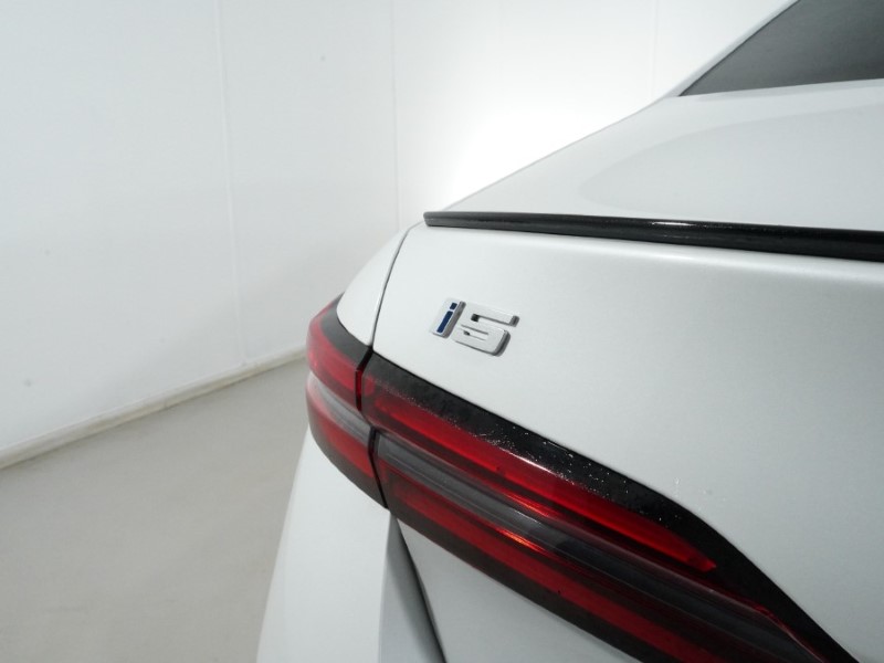 2024 (24) BMW I5 250kW eDrive40 M Sport Pro 84kWh 4dr Auto 5050282