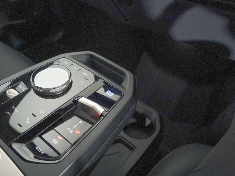 2022 (72) BMW iX 240kW xDrive40 M Sport 76.6kWh 5dr Auto 5066608