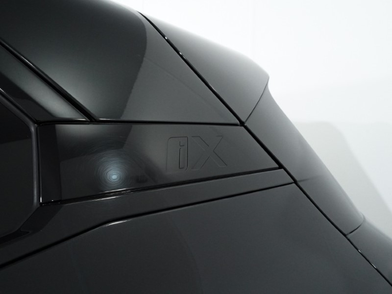 2022 (72) BMW iX 240kW xDrive40 M Sport 76.6kWh 5dr Auto 5066621