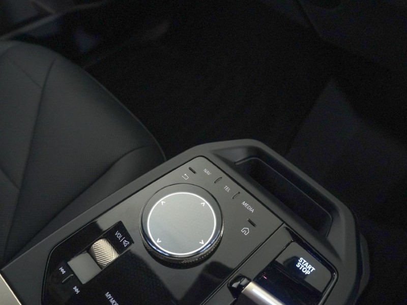 2022 (72) BMW iX 240kW xDrive40 M Sport 76.6kWh 5dr Auto 5066606