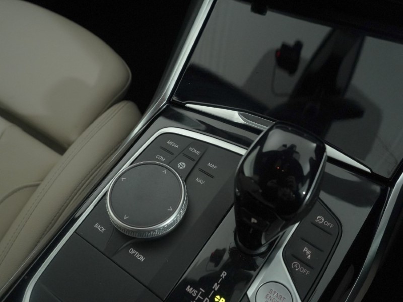 2022 (22) BMW 2 SERIES 220i M Sport 2dr Step Auto 5041500