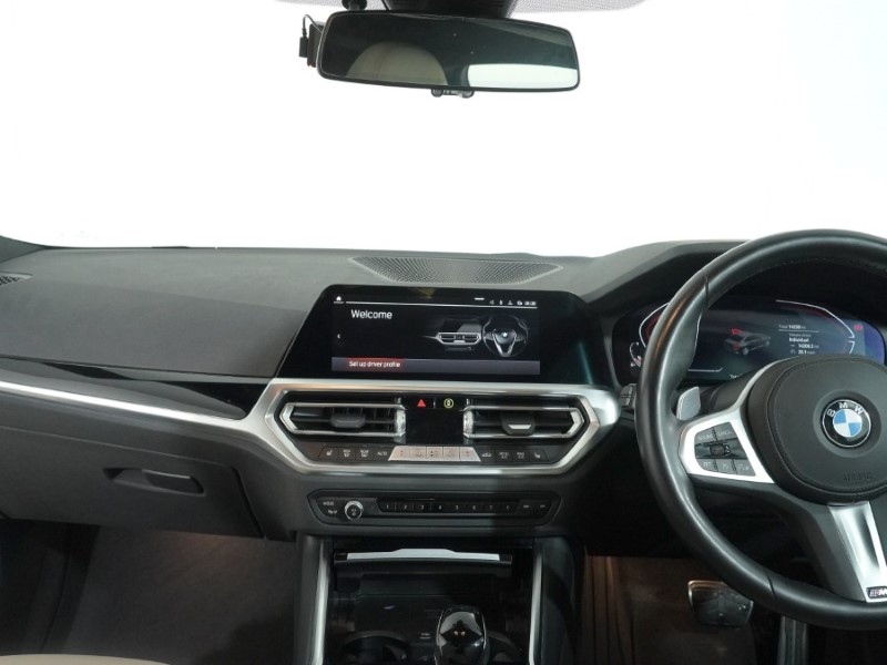 2022 (22) BMW 2 SERIES 220i M Sport 2dr Step Auto 5041480