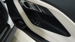 2022 (22) BMW 2 SERIES 220i M Sport 2dr Step Auto 5041487