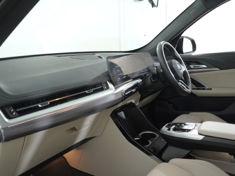 2024 (24) BMW iX1 150kW eDrive20 M Sport 65kWh 5dr Auto 5065077