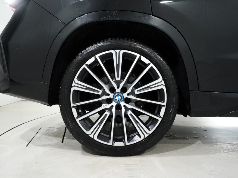 2024 (24) BMW iX1 150kW eDrive20 M Sport 65kWh 5dr Auto 5065084