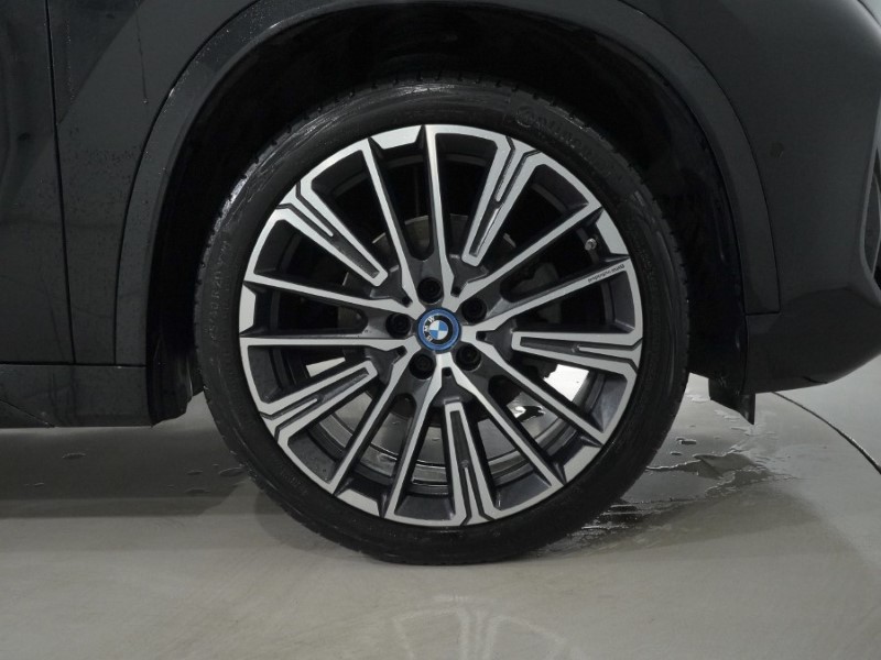 2024 (24) BMW iX1 150kW eDrive20 M Sport 65kWh 5dr Auto 5065046