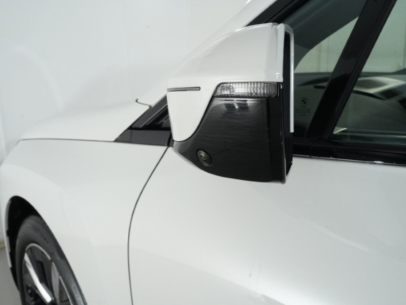 2022 (72) BMW iX 240kW xDrive40 M Sport Edition 76.6kWh 5dr Auto 5059306