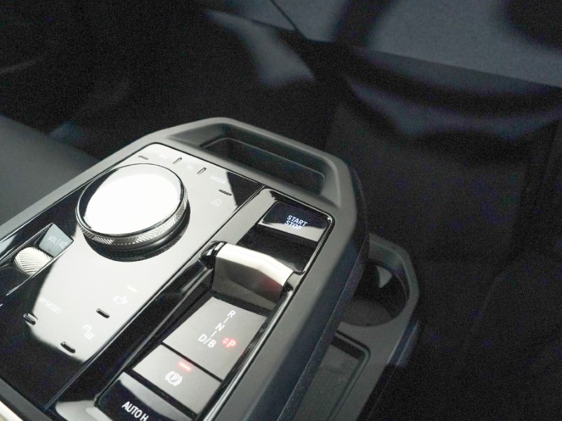 2022 (72) BMW iX 240kW xDrive40 M Sport Edition 76.6kWh 5dr Auto 5059335