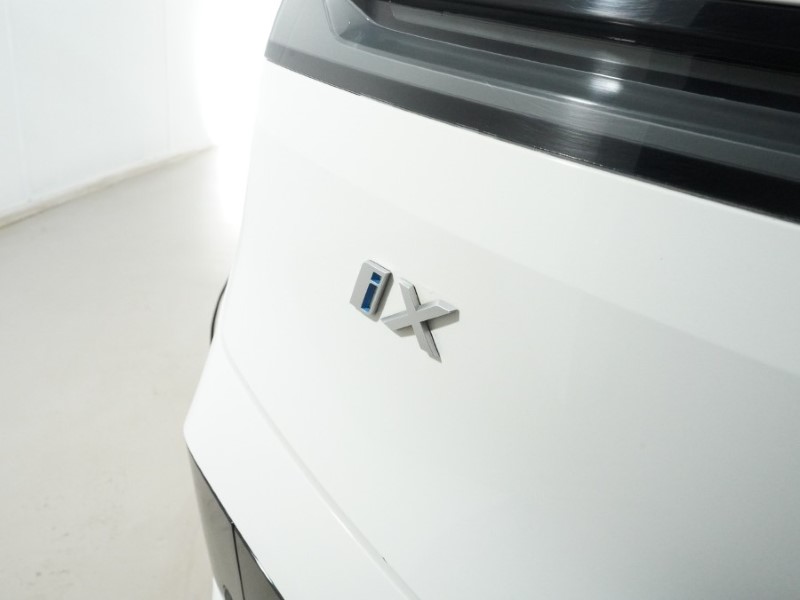 2022 (72) BMW iX 240kW xDrive40 M Sport Edition 76.6kWh 5dr Auto 5059344