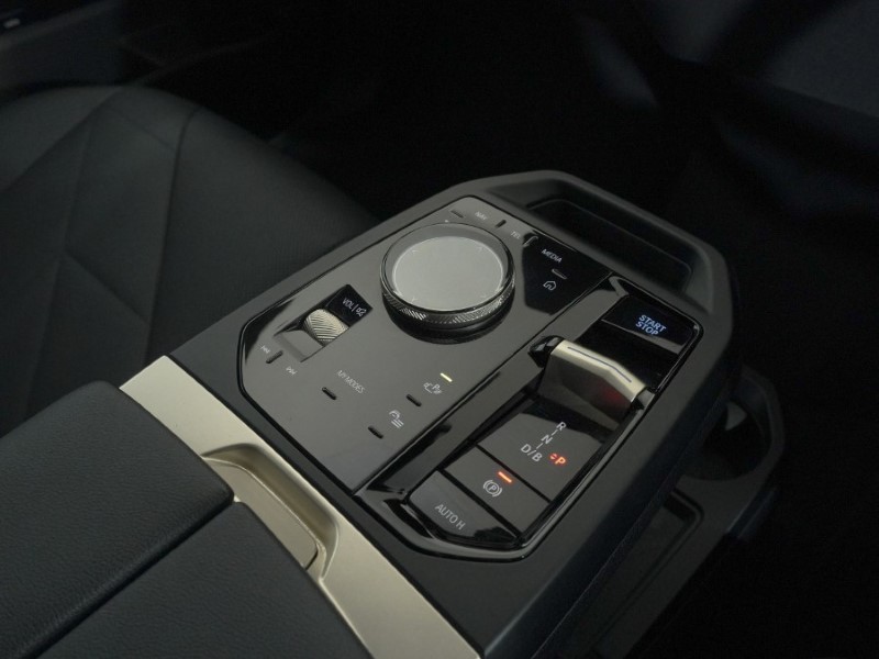 2022 (72) BMW iX 240kW xDrive40 M Sport Edition 76.6kWh 5dr Auto 5059338