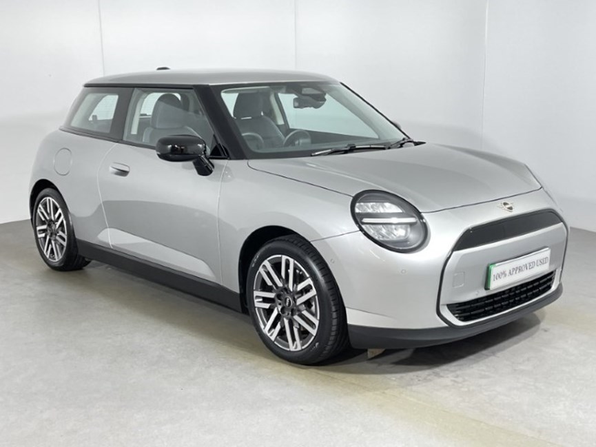 2024 (24) MINI COOPER 135kW E Classic 41kWh 3dr Auto