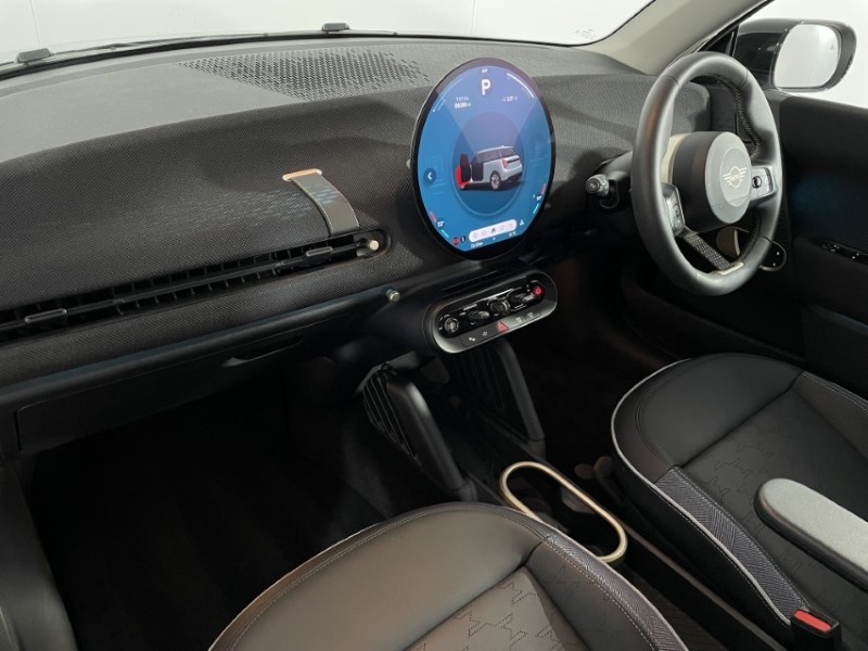 2024 (24) MINI COOPER 135kW E Classic 41kWh 3dr Auto 5048778
