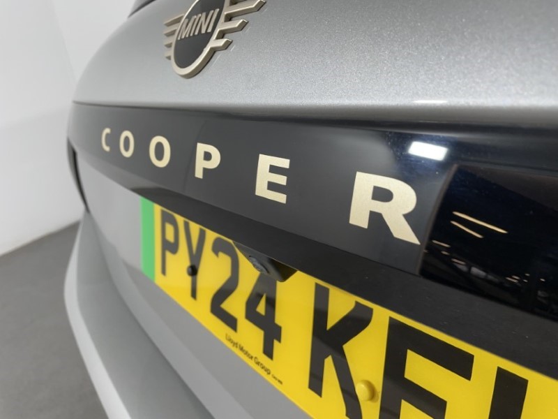2024 (24) MINI COOPER 135kW E Classic 41kWh 3dr Auto 5048781