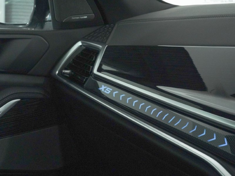 2025 (25) BMW X5 xDrive30d MHT M Sport 5dr Auto 5061324