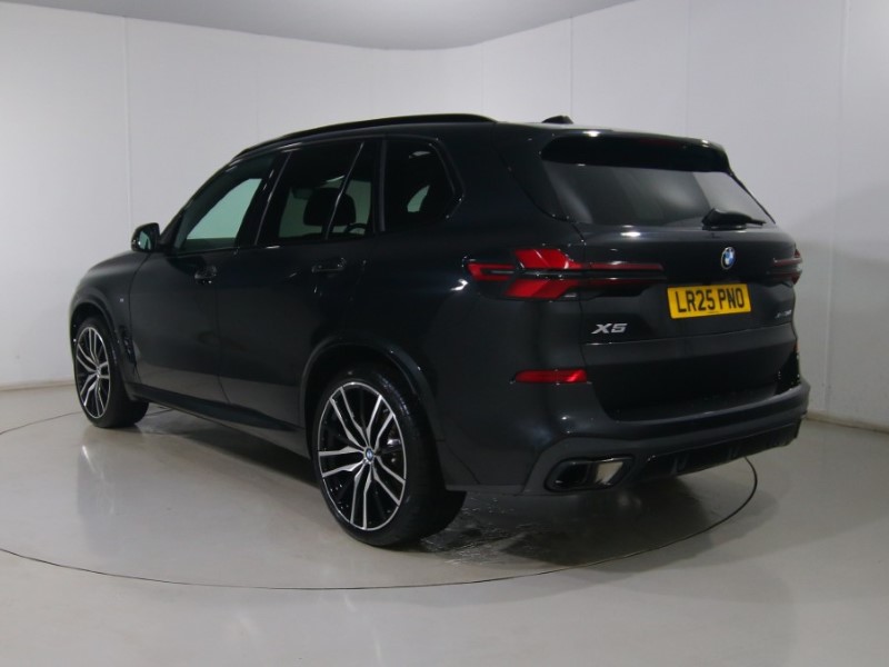 2025 (25) BMW X5 xDrive30d MHT M Sport 5dr Auto