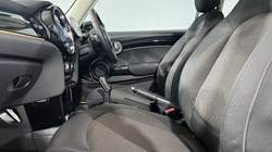 2022 (72) MINI HATCHBACK 1.5 Cooper Classic 3dr Auto 5051219