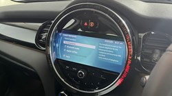 2022 (72) MINI HATCHBACK 1.5 Cooper Classic 3dr Auto 5051213