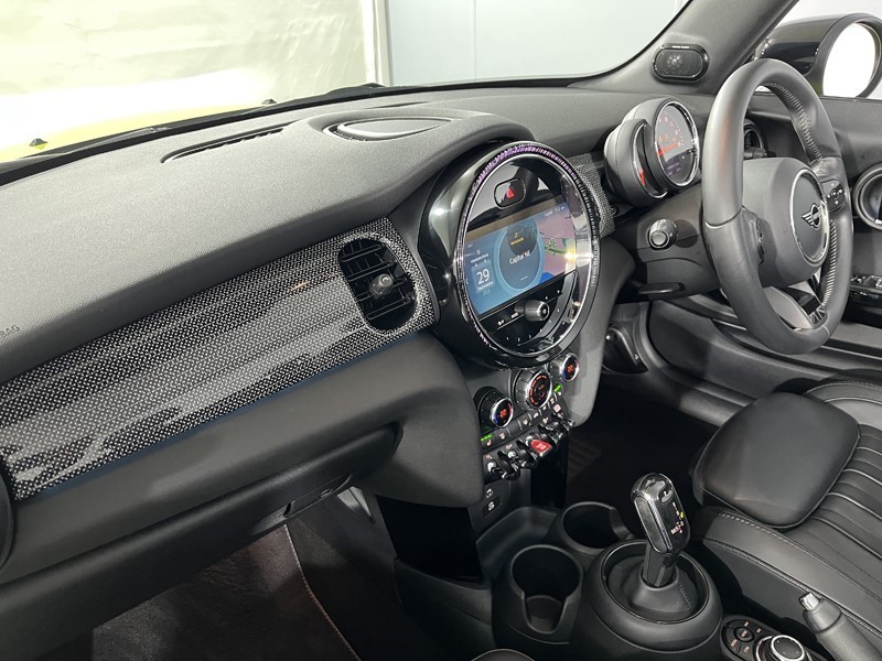 2022 (72) MINI CONVERTIBLE 1.5 Cooper Exclusive 2dr Auto 5051234