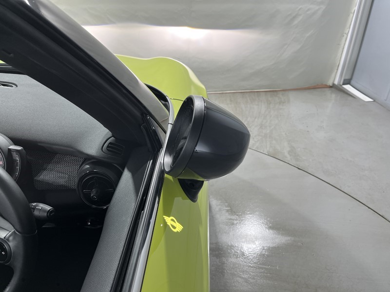 2022 (72) MINI CONVERTIBLE 1.5 Cooper Exclusive 2dr Auto 5051267