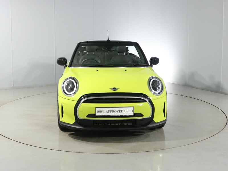 2022 (72) MINI CONVERTIBLE 1.5 Cooper Exclusive 2dr Auto 5051242