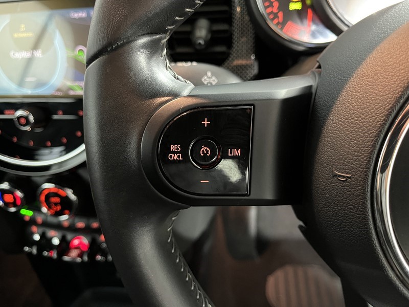 2022 (72) MINI CONVERTIBLE 1.5 Cooper Exclusive 2dr Auto 5051250