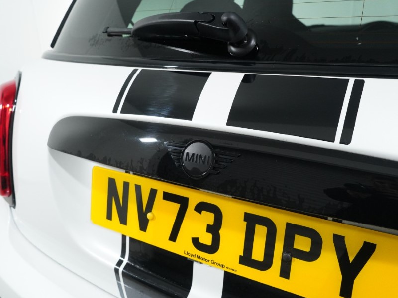 2023 (73) MINI HATCHBACK 2.0 Cooper S Sport Premium Plus 3dr Auto 5111732