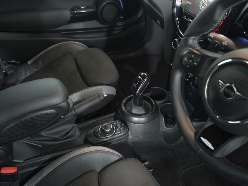 2023 (73) MINI HATCHBACK 2.0 Cooper S Sport Premium Plus 3dr Auto 5111748