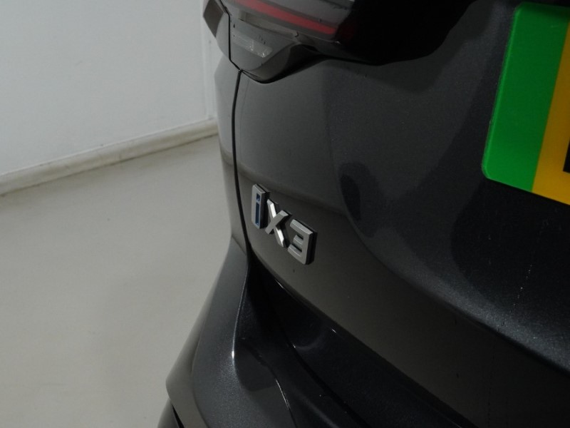 2022 (72) BMW iX3 210kW M Sport Pro 80kWh 5dr Auto 5087139