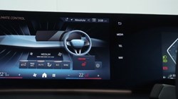 2025 (25) BMW 2 SERIES 225e xDrive M Sport 5dr DCT 5076322