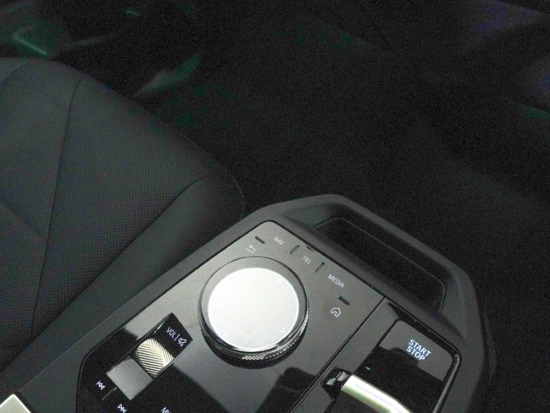 2023 (23) BMW iX 240kW xDrive40 M Sport 76.6kWh 5dr Auto 5083543