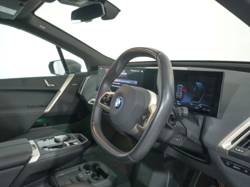 2023 (23) BMW iX 240kW xDrive40 M Sport 76.6kWh 5dr Auto 5083537