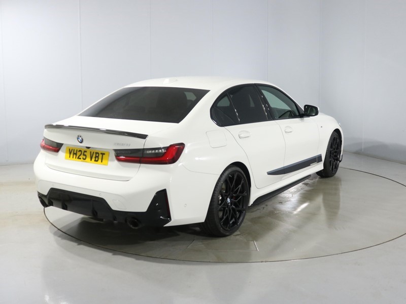 2025 (25) BMW 3 SERIES 320i M Sport 4dr Step Auto 5050587