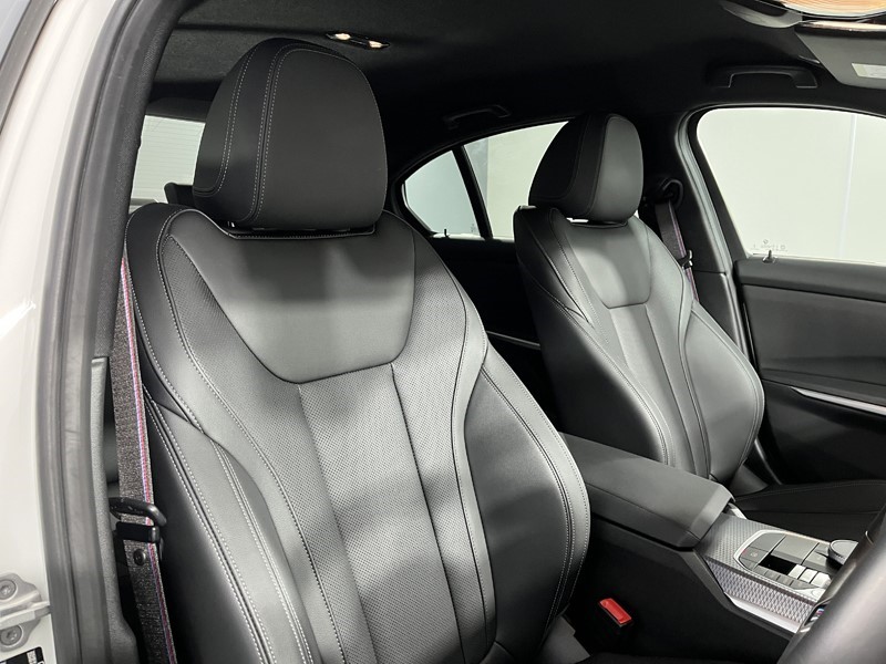 2025 (25) BMW 3 SERIES 320i M Sport 4dr Step Auto 5050548