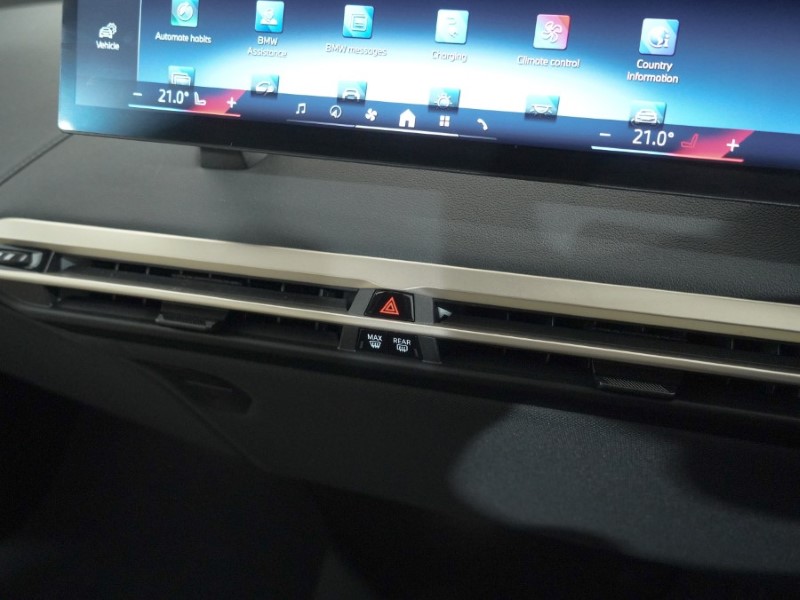 2023 (73) BMW iX 240kW xDrive40 M Sport 76.6kWh 5dr Auto 5086301