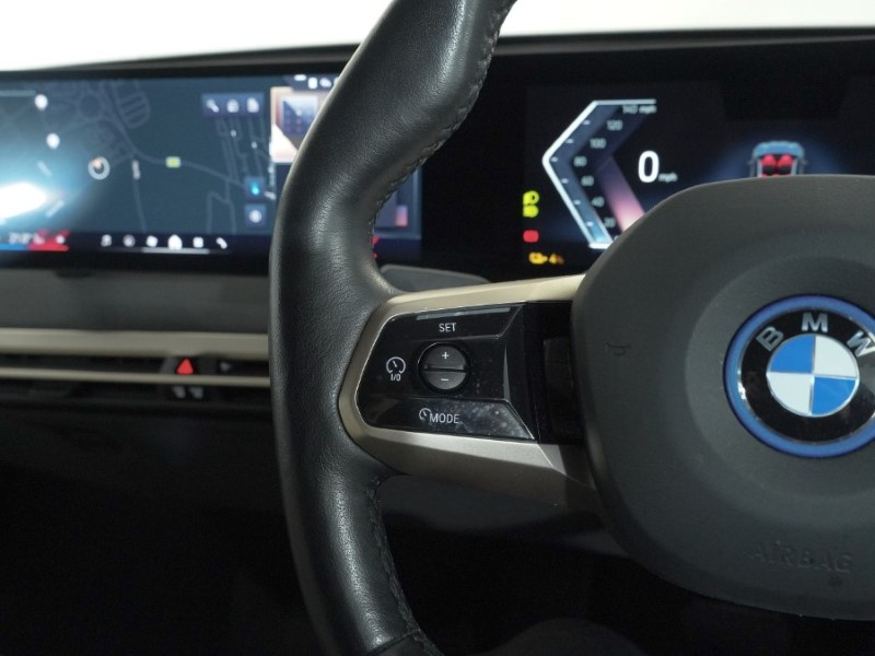 2023 (73) BMW iX 240kW xDrive40 M Sport 76.6kWh 5dr Auto 5086287