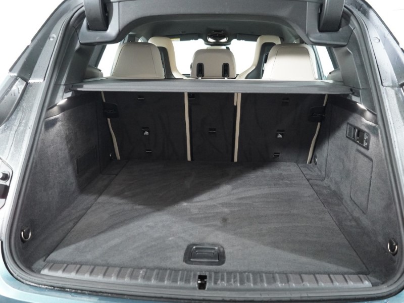 2023 (73) BMW iX 240kW xDrive40 M Sport 76.6kWh 5dr Auto 5086264