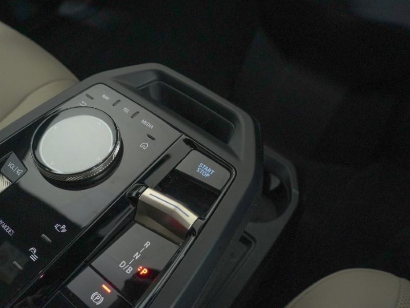 2023 (73) BMW iX 240kW xDrive40 M Sport 76.6kWh 5dr Auto 5086292