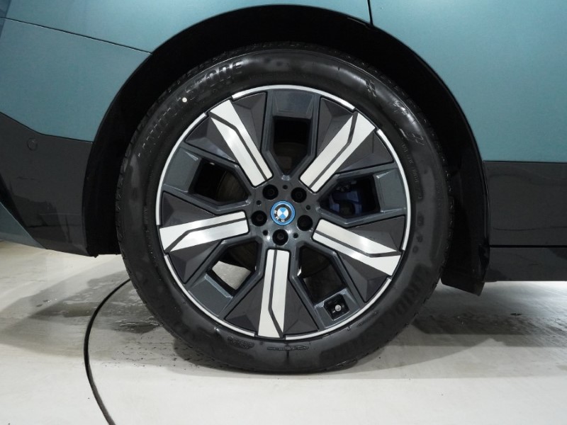 2023 (73) BMW iX 240kW xDrive40 M Sport 76.6kWh 5dr Auto 5086275