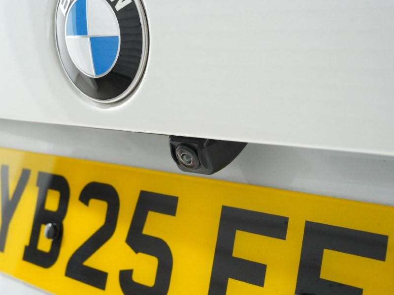 2025 (25) BMW 3 SERIES 320i M Sport 5dr Step Auto 5155483