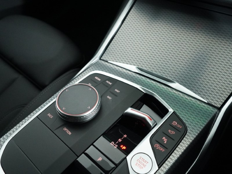 2025 (25) BMW 3 SERIES 320i M Sport 5dr Step Auto 5155506