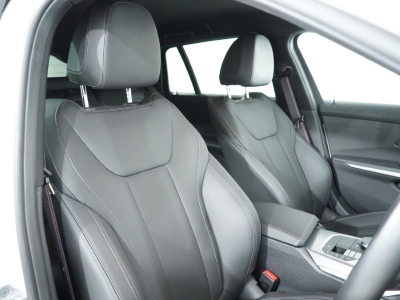 2025 (25) BMW 3 SERIES 320i M Sport 5dr Step Auto 5155490