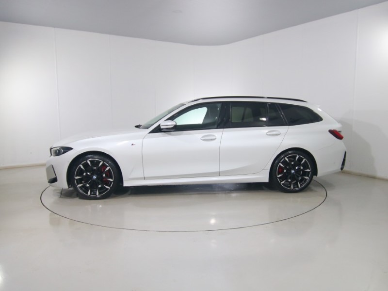 2025 (25) BMW 3 SERIES 320i M Sport 5dr Step Auto 5155525