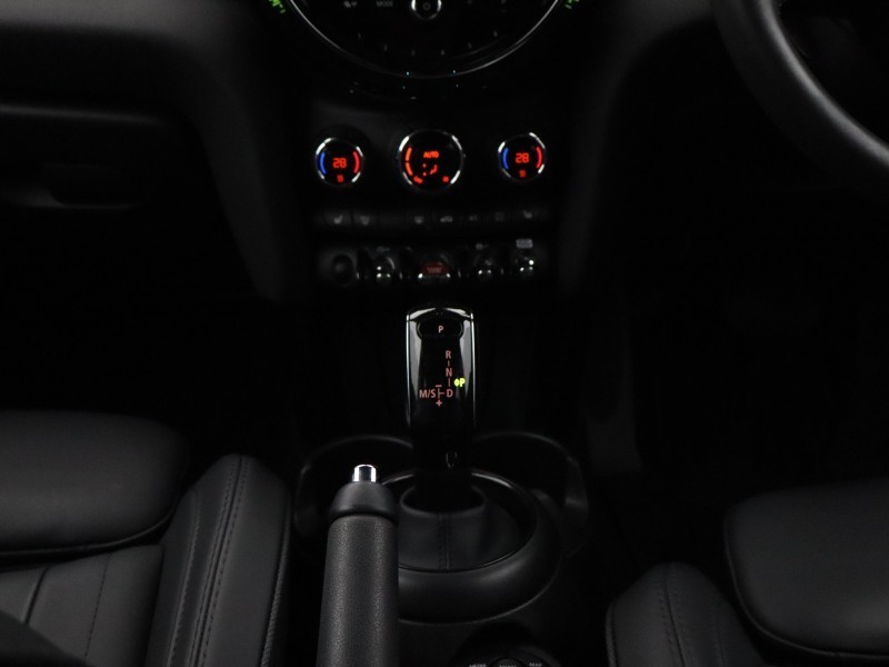 2022 (72) MINI HATCHBACK 2.0 Cooper S Exclusive 3dr Auto 5095614